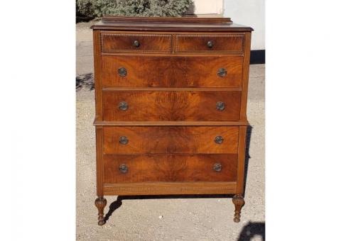 Antique? Solid Wood 6 Drawer Dresser Beautiful